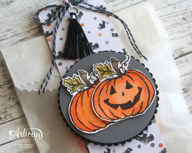 halloween-treat-bag-close-up